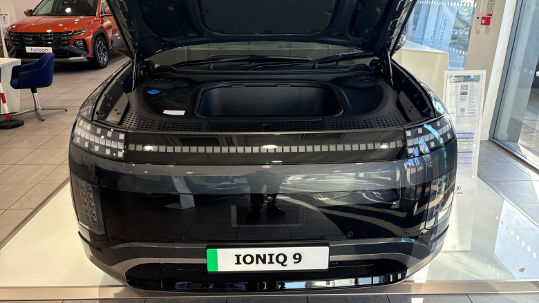 Hyundai IONIQ 9 226kW Calligraphy 110kWh 5dr AWD Auto Electric Estate